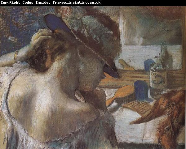 Edgar Degas In the front of mirror